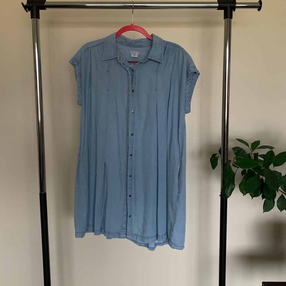 UO Denim Short Sleeve Dress